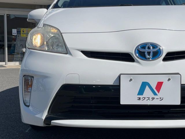 TOYOTA PRIUS 2013 Image 31