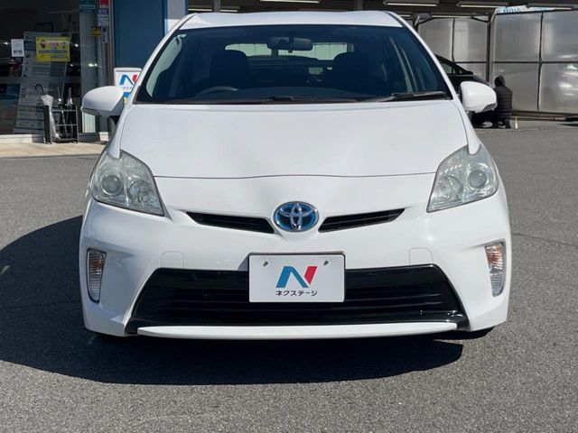 TOYOTA PRIUS 2013 Image 31