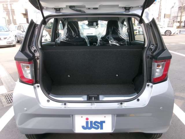 DAIHATSU MIRA E:S 2019 Image 31