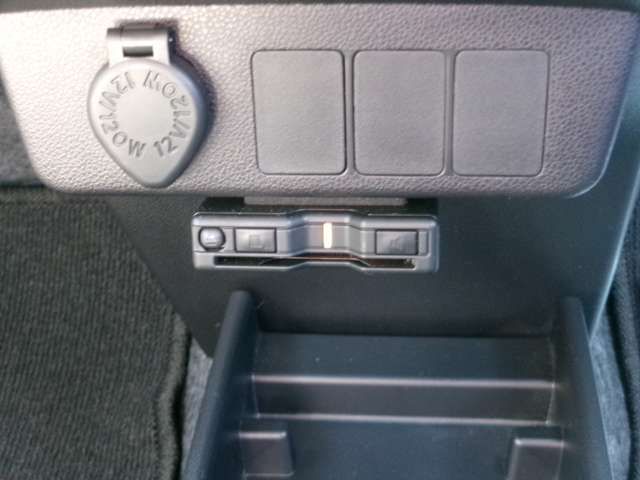 DAIHATSU MIRA E:S 2025 Image 31