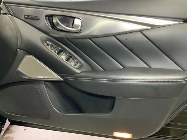 NISSAN SKYLINE HYBRID 2018 Image 31