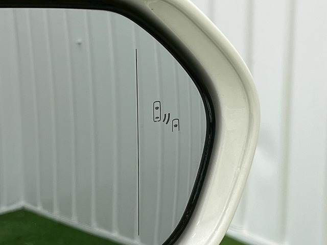 TOYOTA CROWN SEDAN HYBRID 2018 Image 31