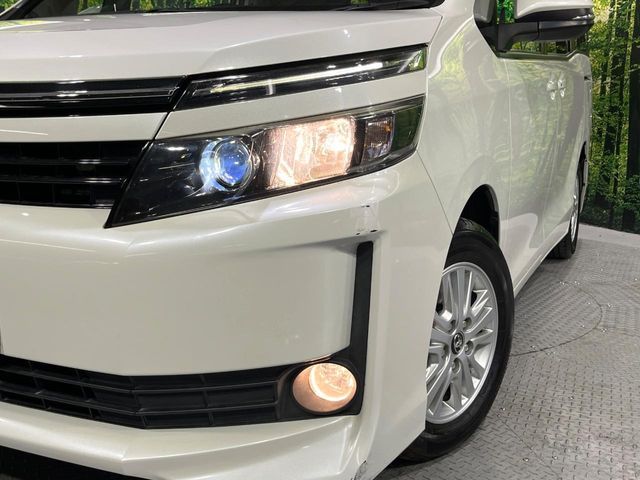 TOYOTA VOXY 2016 Image 31
