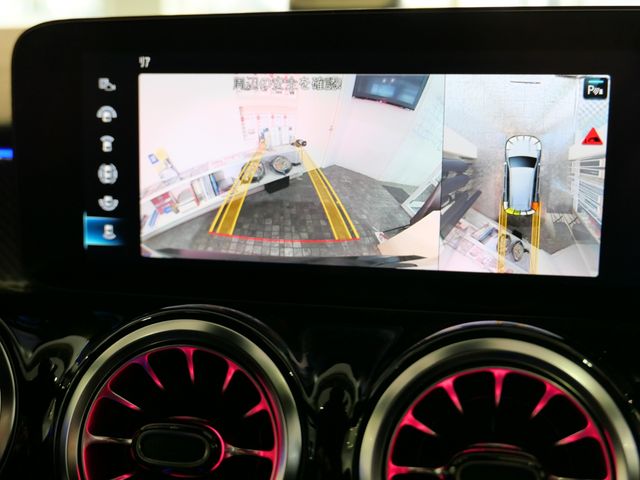 MERCEDES BENZ GLB 2023 Image 31