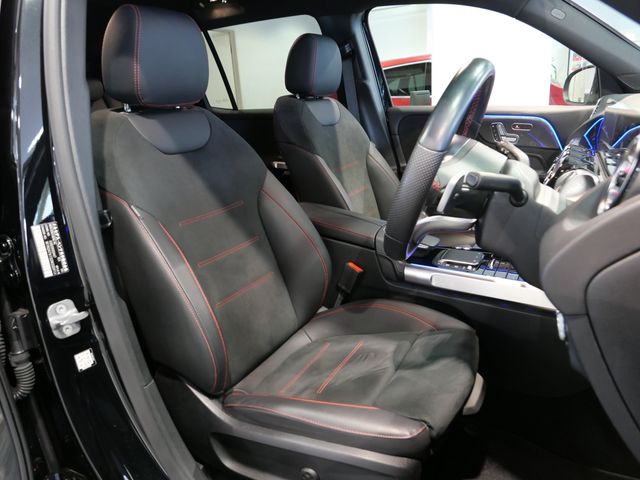 MERCEDES BENZ GLB 2023 Image 31