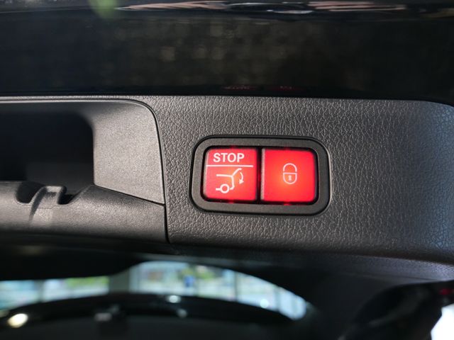 MERCEDES BENZ GLB 2023 Image 31