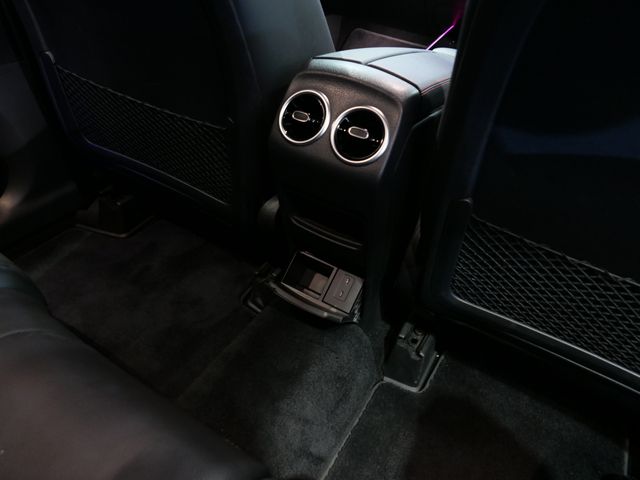 MERCEDES BENZ GLB 2023 Image 31