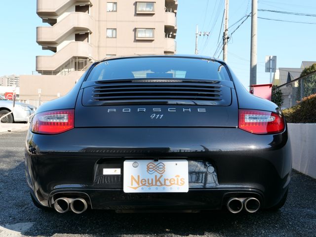 PORSCHE 911 2023 Image 31