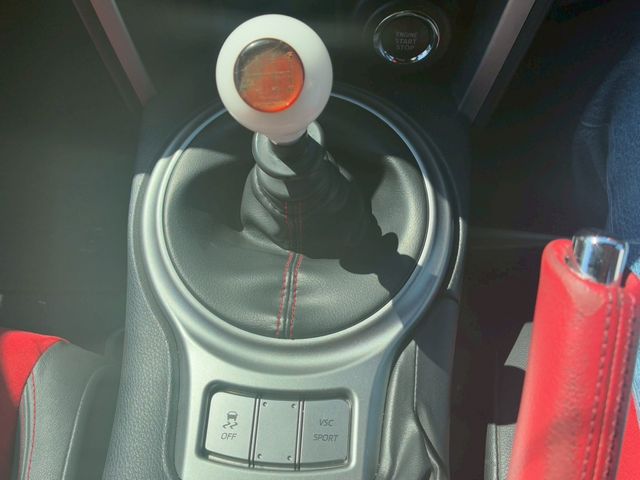 TOYOTA 86 2014 Image 31