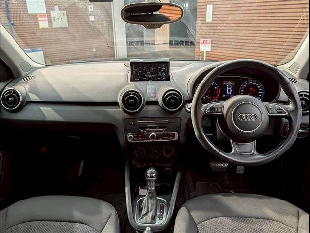 AUDI A1 SPORTBACK 2015 Image 31