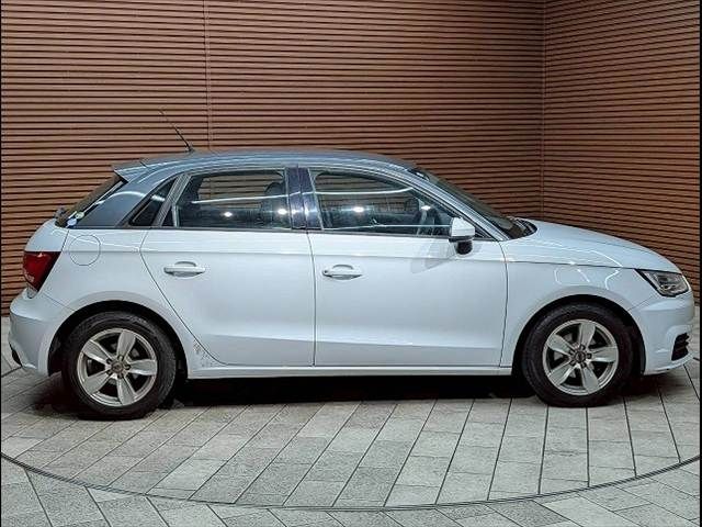 AUDI A1 SPORTBACK 2015 Image 31