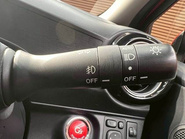 TOYOTA AQUA 2014 Image 31