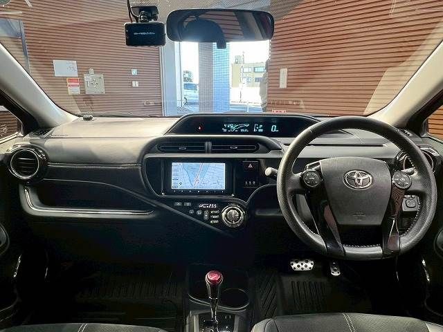 TOYOTA AQUA 2014 Image 31