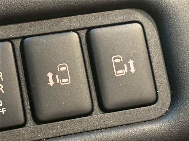 MITSUBISHI DELICA D:5 4WD 2023 Image 31