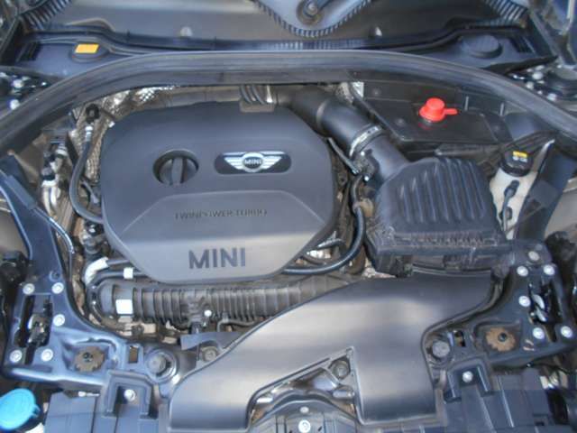 BMW MINI COOPER S CL 2016 Image 31