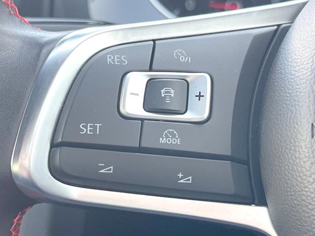 VOLKSWAGEN GOLF GTI 2015 Image 31