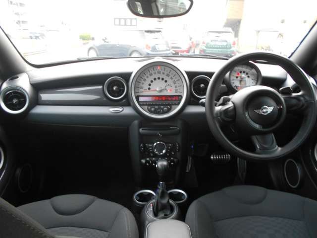 BMW MINI COOPER S CO 2012 Image 31