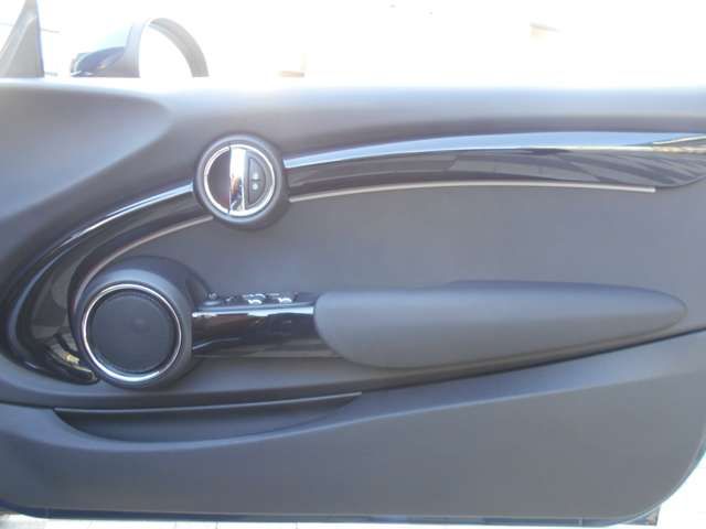 BMW MINI COOPER S OP 2017 Image 31