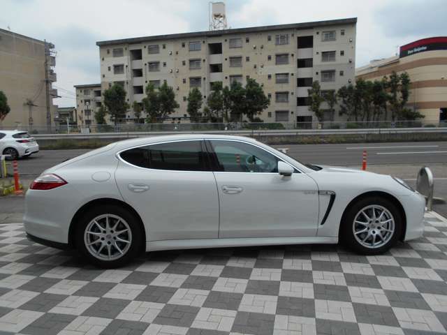 PORSCHE PANAMERA 2013 Image 31