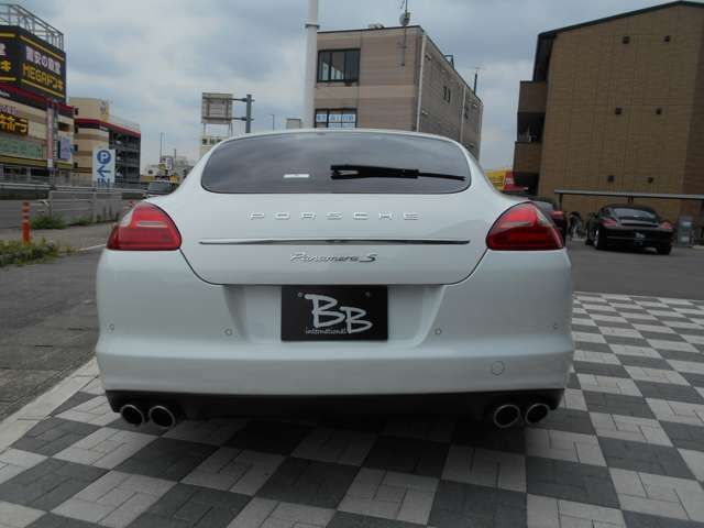 PORSCHE PANAMERA 2013 Image 31