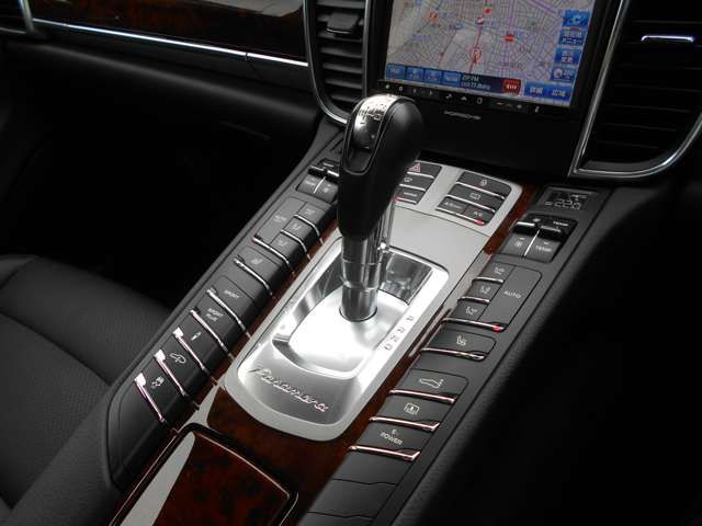 PORSCHE PANAMERA 2013 Image 31