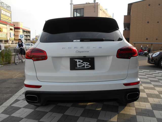 PORSCHE CAYENNE 2015 Image 31