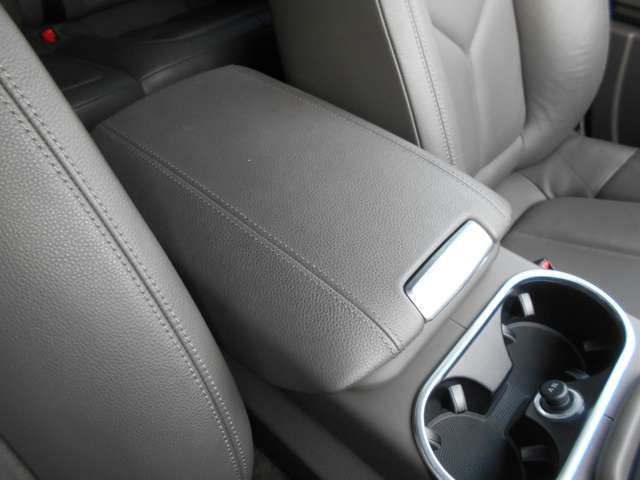 PORSCHE CAYENNE 2015 Image 31