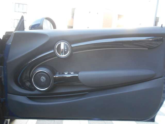 BMW MINI COOPER S OP 2016 Image 31