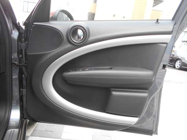 BMW MINI COOPER D CR 2016 Image 31