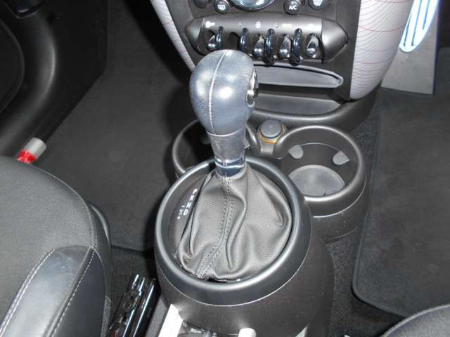 BMW MINI COOPER D CR 2016 Image 31