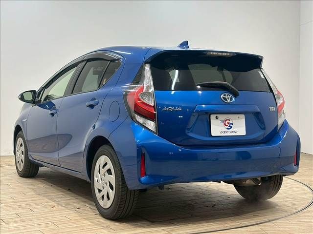 TOYOTA AQUA 2017 Image 31