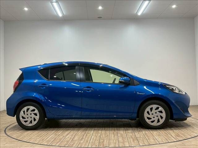 TOYOTA AQUA 2017 Image 31