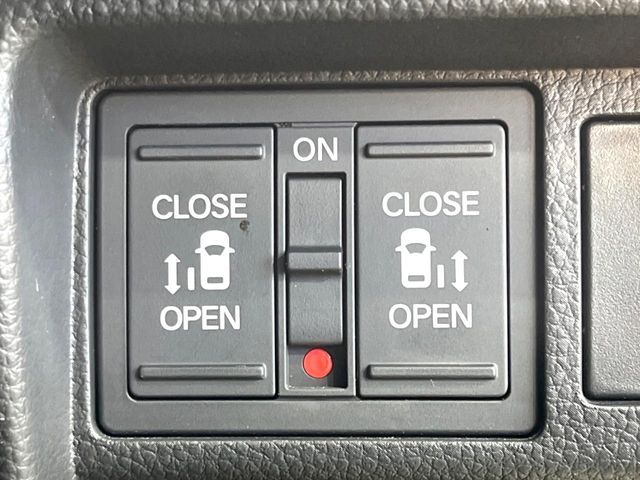 HONDA STEPWAGON E:HEV SPAD 2023 Image 31