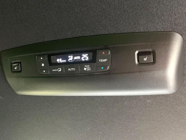 HONDA STEPWAGON E:HEV SPAD 2023 Image 31