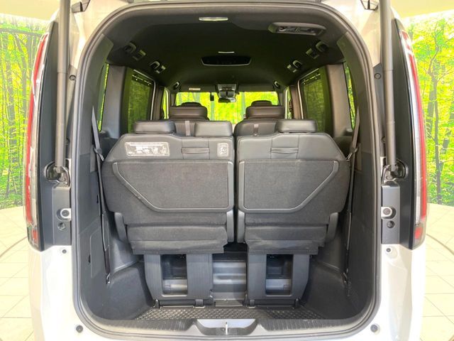 HONDA STEPWAGON E:HEV SPAD 2023 Image 31