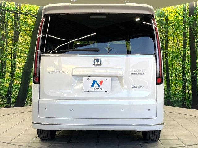 HONDA STEPWAGON E:HEV SPAD 2023 Image 31