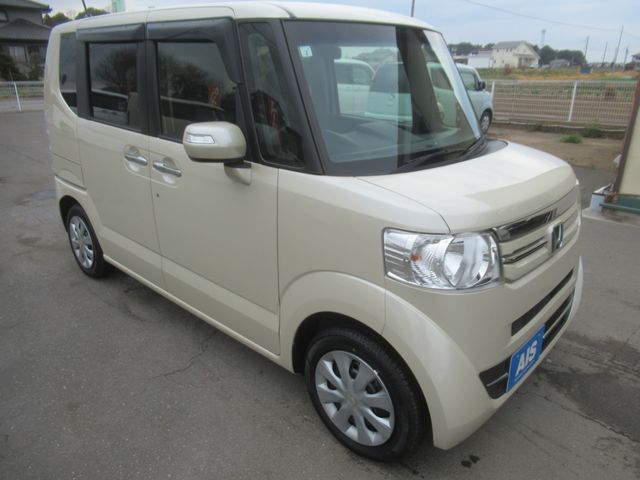 HONDA N BOX 2017 Image 31