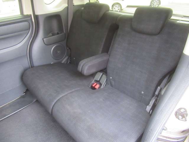 HONDA N BOX 2017 Image 31