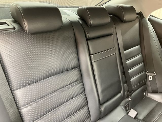 TOYOTA LEXUS IS300H 2013 Image 31