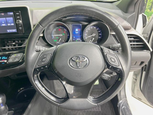 TOYOTA C-HR 2017 Image 31