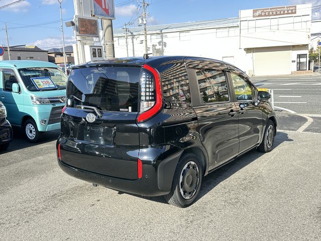 TOYOTA SIENTA 2022 Image 31