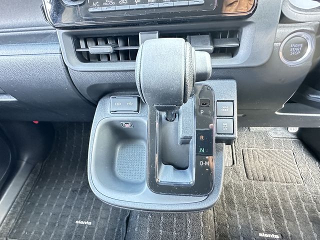 TOYOTA SIENTA 2022 Image 31