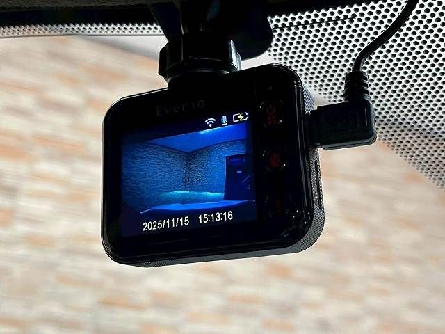 TOYOTA YARIS CROSS HYBRID 2022 Image 31