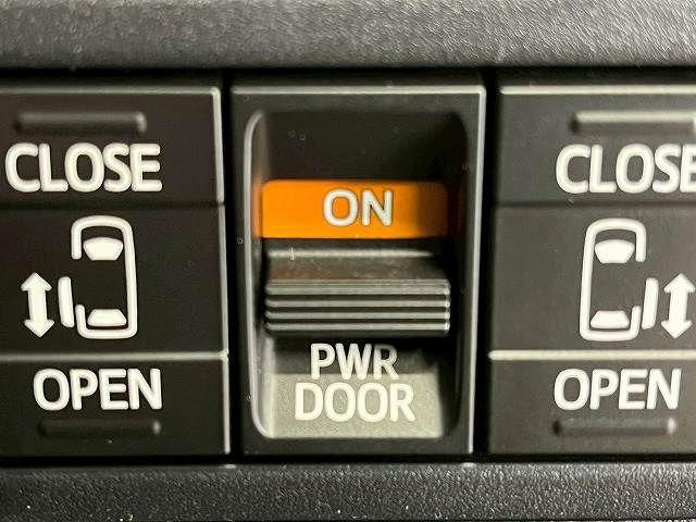 TOYOTA NOAH HYBRID 2019 Image 31