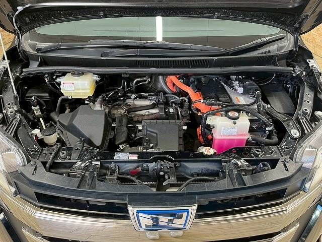 TOYOTA NOAH HYBRID 2019 Image 31