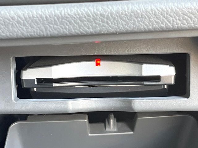 TOYOTA VOXY 2009 Image 31