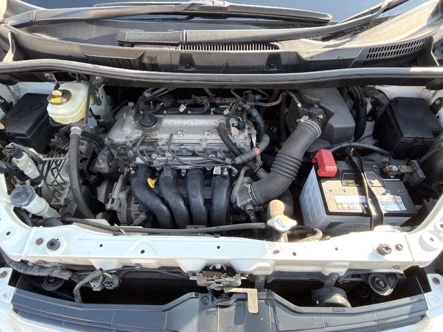 TOYOTA VOXY 2009 Image 31