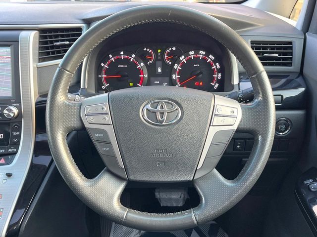 TOYOTA VELLFIRE 2014 Image 31