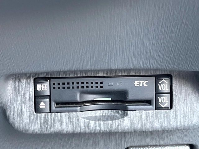 TOYOTA PRIUS 2011 Image 31