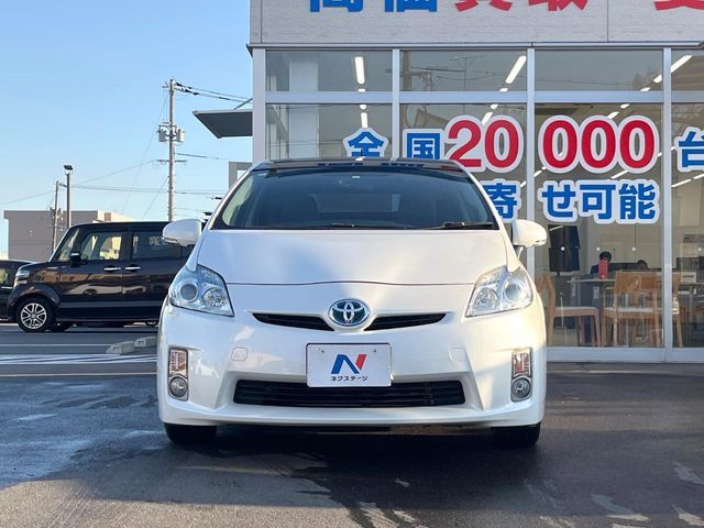 TOYOTA PRIUS 2011 Image 31